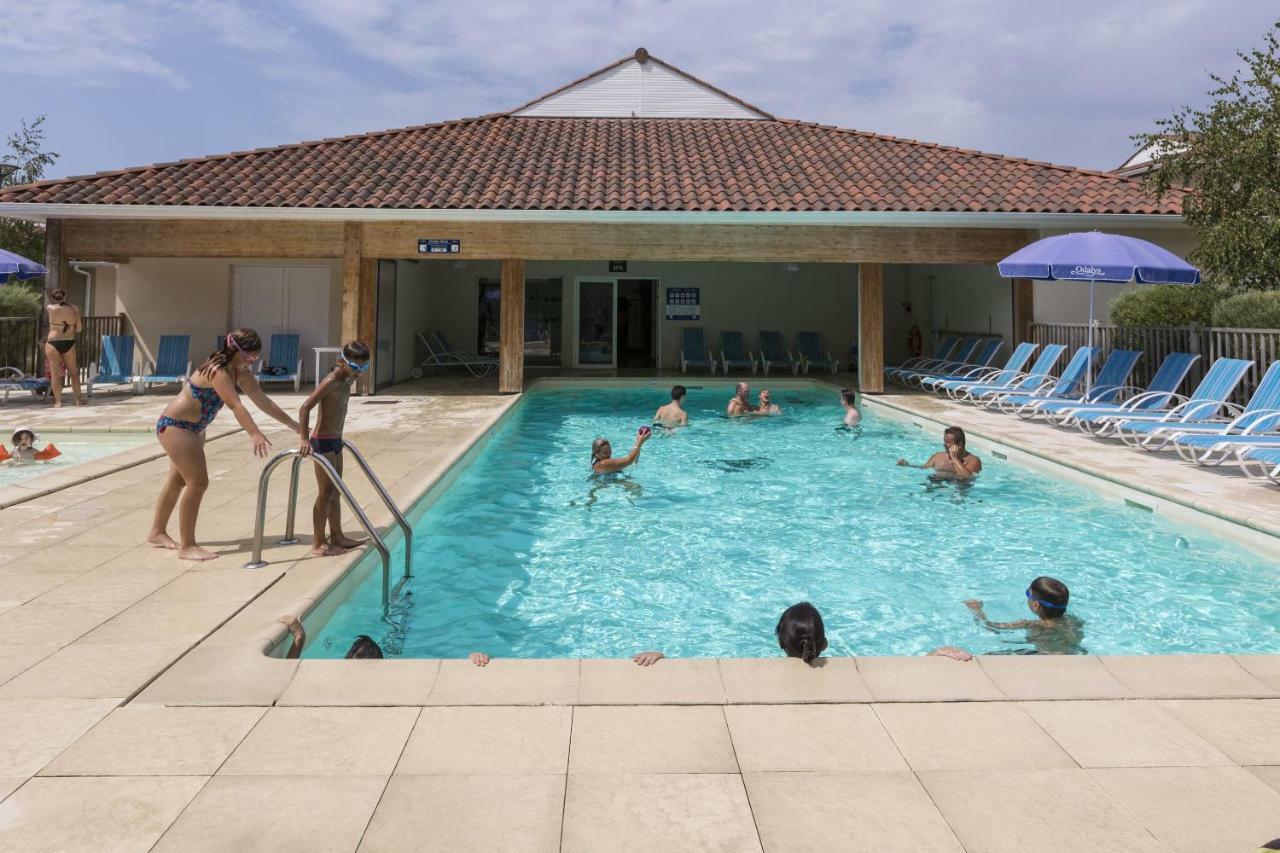Residence Odalys Le Petit Pont Уртен Екстериор снимка