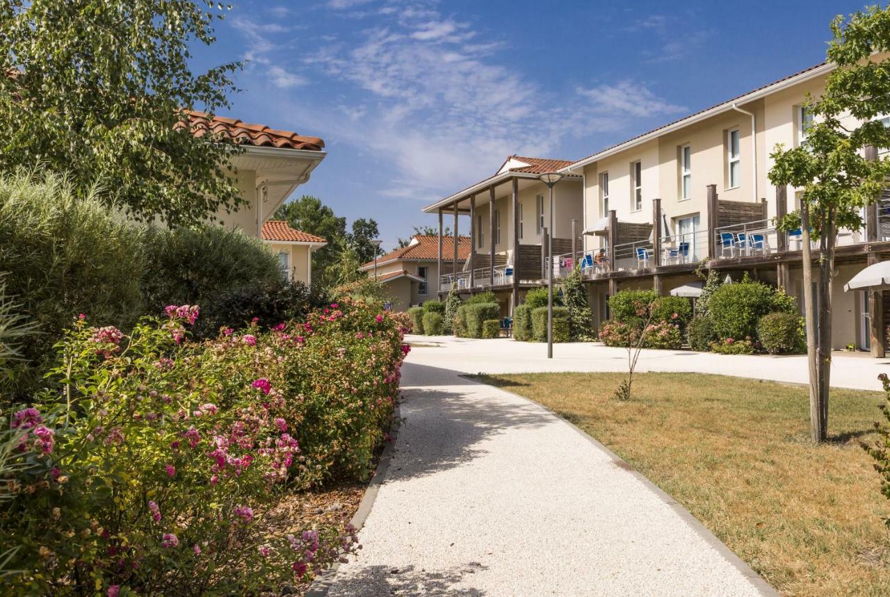 Residence Odalys Le Petit Pont Уртен Екстериор снимка