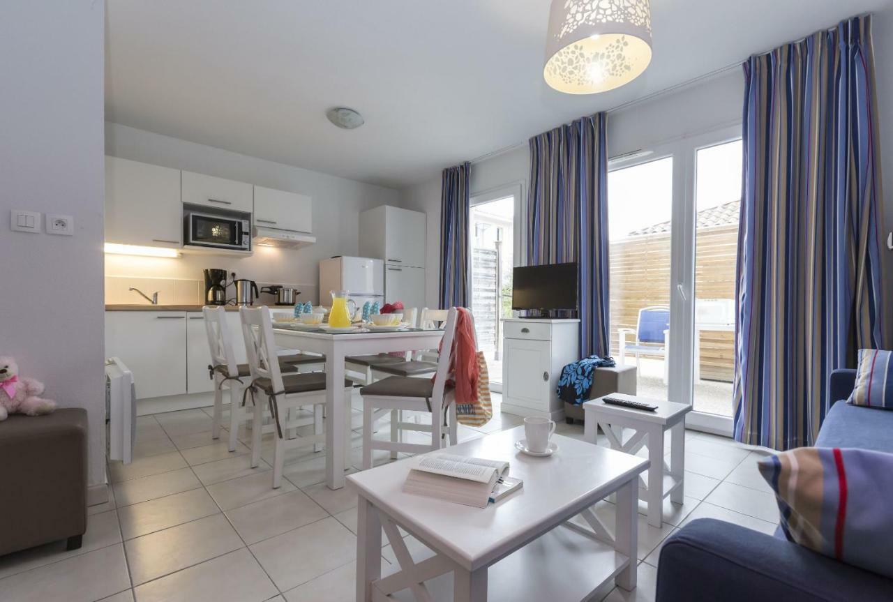 Residence Odalys Le Petit Pont Уртен Екстериор снимка